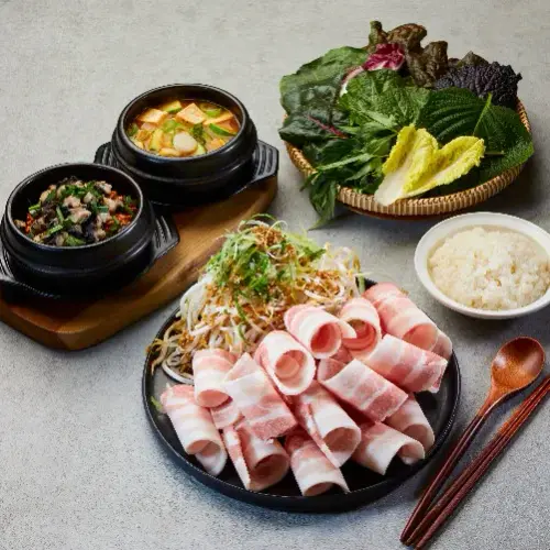우렁쌈밥대패정식 2인 + 세수대야냉면 2인 (42,400원 상당) 썸네일